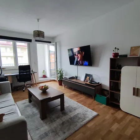 Toni's Cosy Apartment